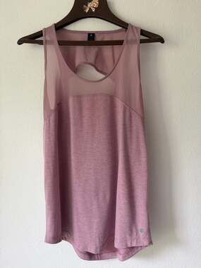 Yogalicious Dusty Rose Running Yoga Mesh Sleeveless Drooped Open Back Tank Med